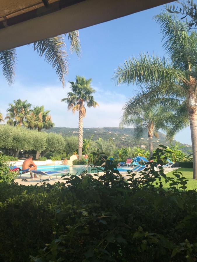 Delta Club Residence Capo Vaticano Kültér fotó